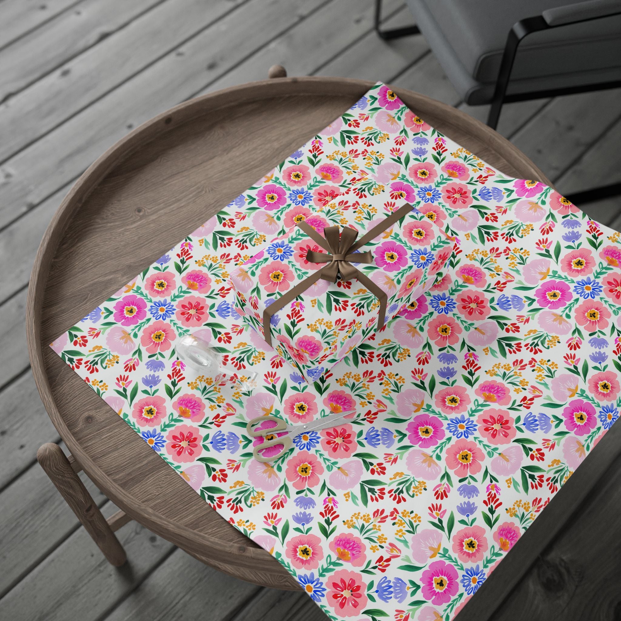 Floral Spring Gift Wrapping Paper — Pink Watercolor Flowers Pattern
